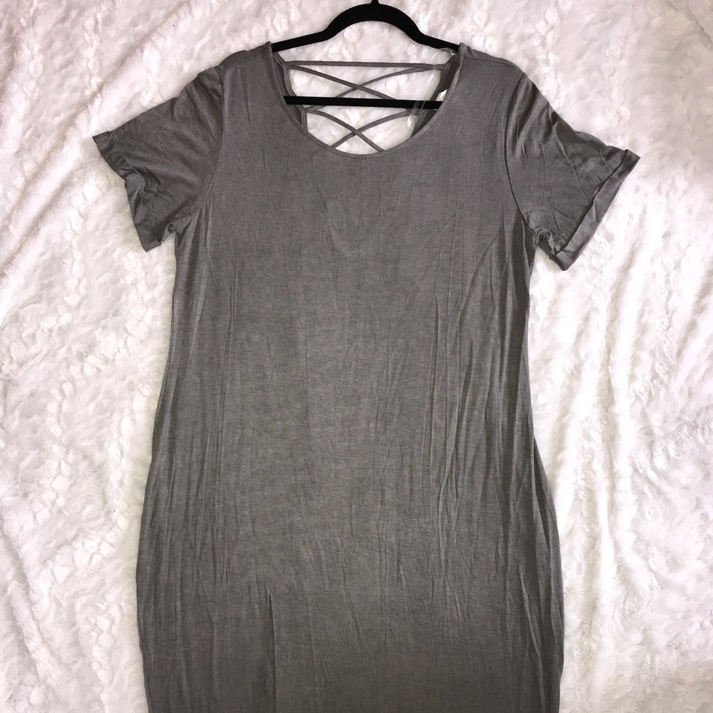Plus Caged Detail Dress - Picture 5 of 5